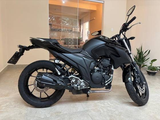 YAMAHA FZ25 FAZER ABS 